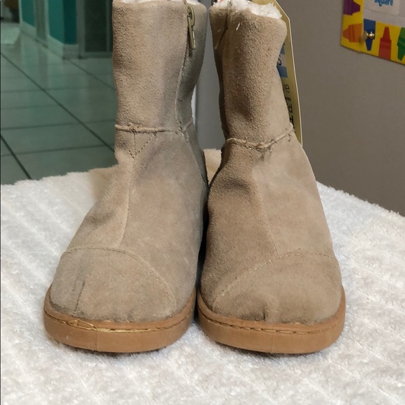 NWT toms brown boots - Picture 1 of 5